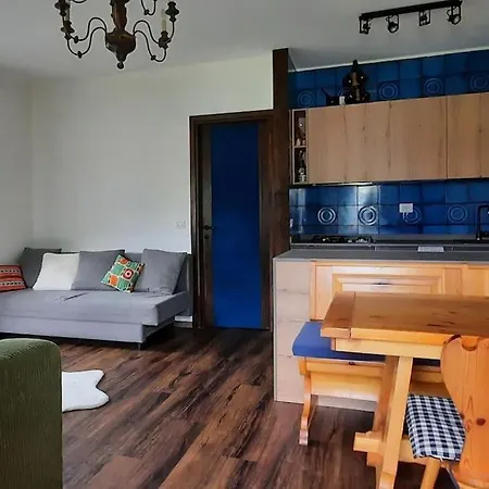 Apartment Casa Appena Ristrutturata In Posizione Strategica Ponte Di Legno