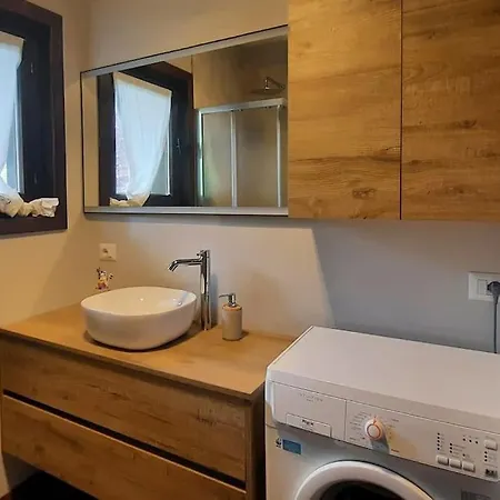 Casa Appena Ristrutturata In Posizione Strategica Apartment *